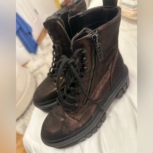 Original Guess Boots
